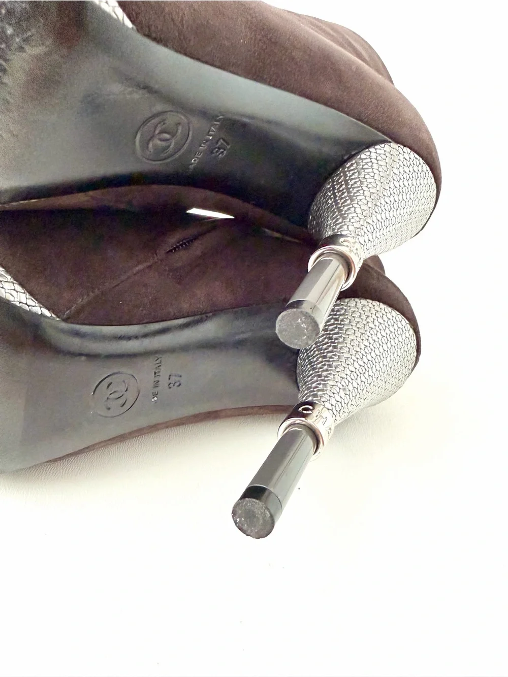 CHANEL | Suede CC Cap Toe Ankle Boots Gray Charcoal Silver High Heel EU 37